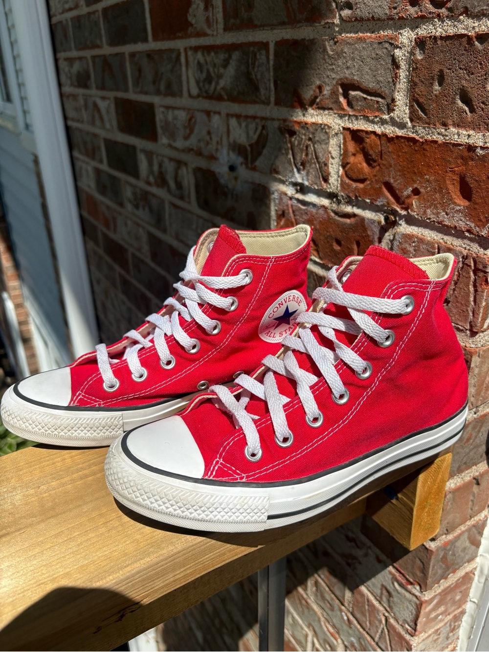 Converse Chuck Taylor All Star high-top sneakers red 6.5W 4.5M